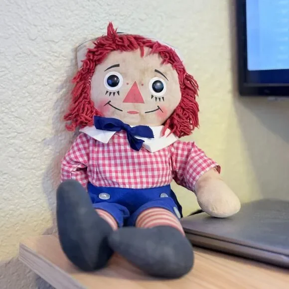 Vintage Raggedy Andy doll by Knickerbocker Toy Company, circa 1970 - Picture 5 of 9